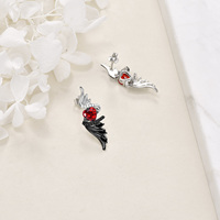 Bijoux Offre Spéciale 925 Sterling Silver Heart Crystal Cubic Zircon Two Tone Angel Devil Wing Stud Boucles d'oreilles