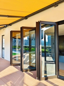 Sistema di Porte Pieghevoli in Alluminio per Patio |   <span class=keywords><strong>Serie</strong></span> 82 ad Alte Prestazioni |   Certificato NFRC, fattore U 1.4, insonorizzato 42dB - Product Image 2