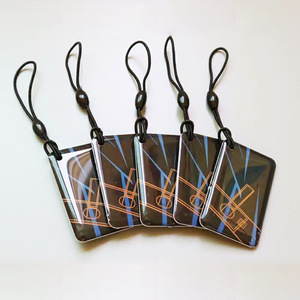 <span class=keywords><strong>Carte</strong></span> NFC RFID Mifare Plus X 2k/4k à colle liquide pour déverrouillage par induction de voitures électriques et motos – Vente chaude directe usine - Product Image 1