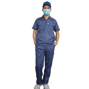 La Fábrica Zixi de Shanghái fabrica varios tipos de ropa de trabajo, uniformes de ingeniería para hombres, uniformes de mecánica automotriz, y ropa de trabajo de manga corta. - Product Image 1