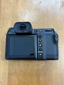 กล้องระดับมืออาชีพ Fujifilm GFX100S II กล้องดิจิตอลฟอร์แมตกลางน้ำหนักเบา ความละเอียด 102MP - Product Image 1