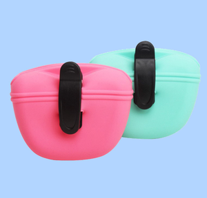 Silikon Hundetraining-Leckerlitasche Tragbare Outdoor-Snacktasche für Haustiere Hundefutter-Tasche - Product Image 5