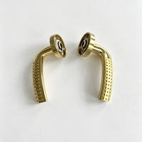 Manija de puerta de chapa metálica estampada SS304, palanca hueca en forma de S, acabado cepillado en bronce, oro pulido, rosa circular, para interior de villas y puertas de madera.