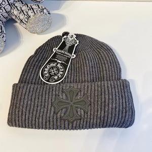 Maßgeschneiderte Modische Herbst Winter Strickmütze Modisches Kreuzstickerei Lederlogo Unisex Warme Beanie Damen Herren - Product Image 6