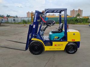 รถยก FD30 Komatsu มือสองรถยก3ตันรถยกญี่ปุ่น - Product Image 2