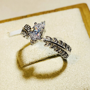 Anillo de Diamantes Corte Marquesa en Oro Blanco Q277, Color G Natural, Anillo de Compromiso Romántico para Mujer - Product Image 6