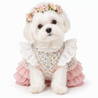 Vêtements personnalisés pour chiens et chats, robe à volants en dentelle à imprimé floral, ensemble harnais couronne de fleurs, vêtements pour chiots et chatons, vente en gros OEM