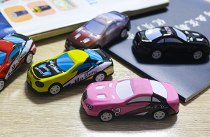 ของเล่<span class=keywords><strong>น</strong></span>รถแข่งหล่อขึ้นรูปโลหะผสมแบบกำห<span class=keywords><strong>น</strong></span>ดเอง - ชุดประกอบรถโมเดลโลหะ OEM จากโรงงา<span class=keywords><strong>น</strong></span>โดยตรง (สเกล <span class=keywords><strong>1</strong></span>:18) สำหรับเด็กและนักสะสม - Product Image 6