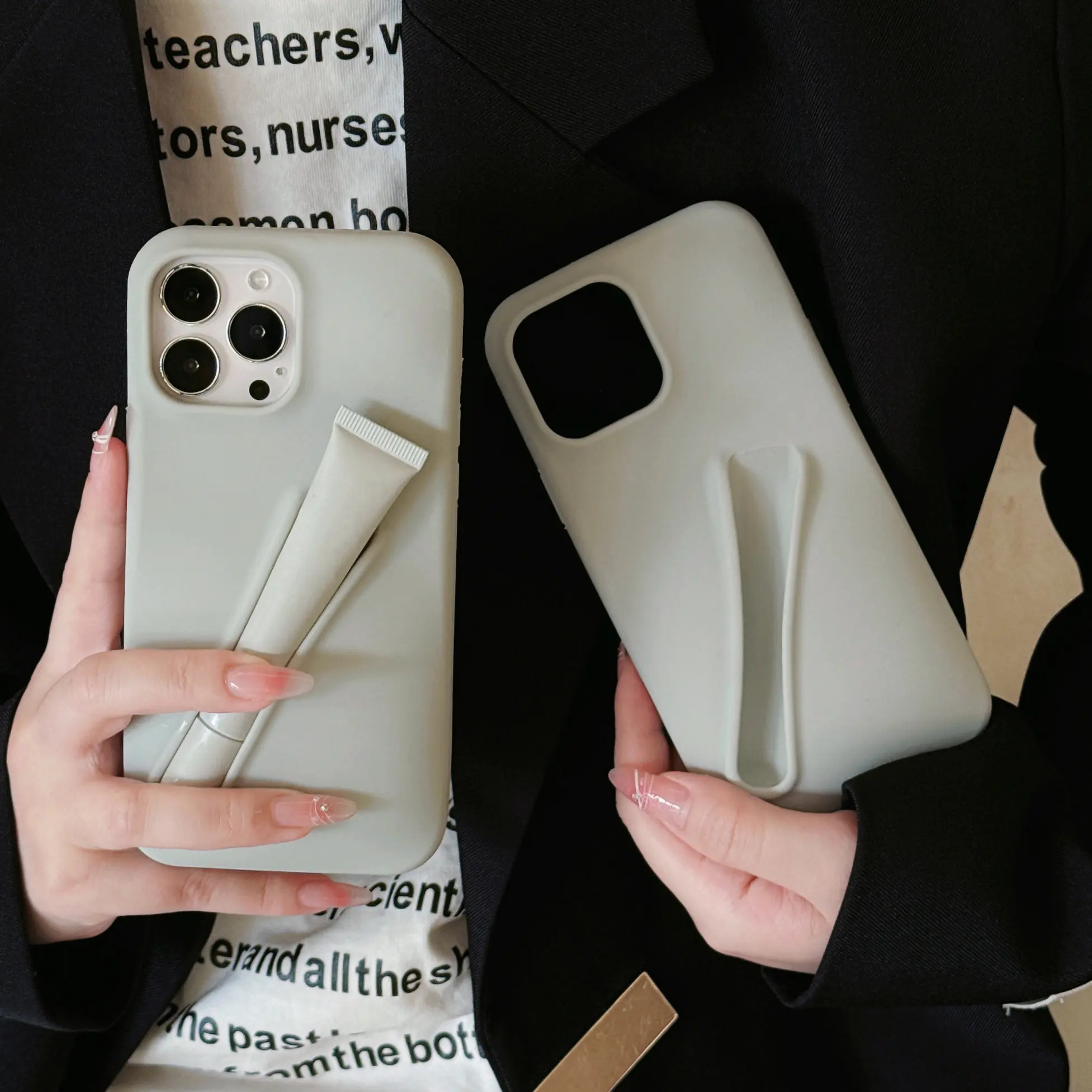 Luxury 3D Fashion Grey Balm Shockproof Plain Woman Cell Mobile Phone Cover for Iphone 11 Pro Max 14 Liquid Silicone Phone Case