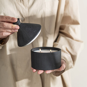 Pots <span class=keywords><strong>de</strong></span> bougie en <span class=keywords><strong>terre</strong></span> <span class=keywords><strong>cuite</strong></span> <span class=keywords><strong>de</strong></span> décor à la maison nordique avec des récipients <span class=keywords><strong>de</strong></span> bougie parfumés en céramique <span class=keywords><strong>de</strong></span> couvercle en boîte pour la fabrication <span class=keywords><strong>de</strong></span> bougies - Product Image 3