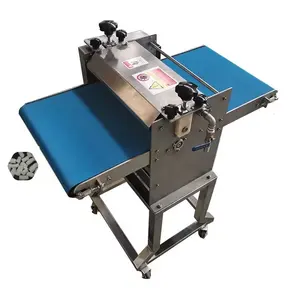 Squid fish dicing cutting slicing machine conveyor belt pork salmon fresh fish steak cutting machine