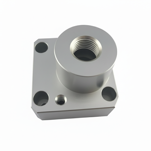 Adaptateur de bride hydraulique ou bloc de connecteur de port hydraulique - Product Image 1