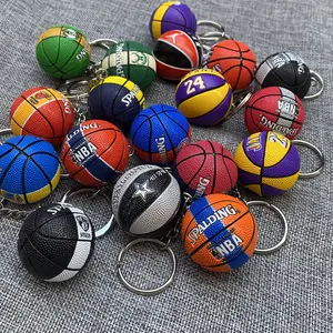 Vendita calda portachiavi in pelle per basket 3D Mini sport tendenza ciondolo Souvenir regali moda Logo tutte le squadre portachiavi