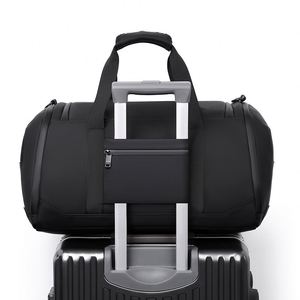 Bolsa de Viaje de Lujo de Alta Calidad con Compartimento para Zapatos, Bolsa Deportiva Impermeable para Gimnasio con Logotipo Personalizado - Product Image 3