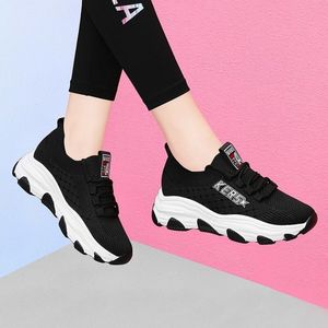 Spring 2026 new model of fly-knit casual <b>shoes</b> with slouchy sole, slimming and lightweight <b>soft</b> sole sports <b>shoes</b> - Product Image 2