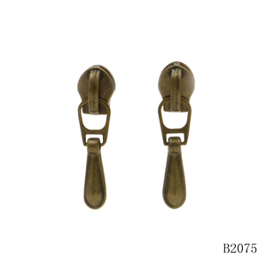 Tirette de <span class=keywords><strong>fermeture</strong></span> <span class=keywords><strong>éclair</strong></span> métallique anti-rouille personnalisée en laiton, étiquette de tirette métallique - Product Image 3