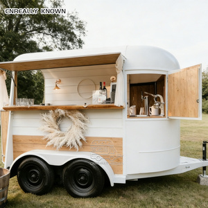 Remolque de Lujo para Eventos con Servicio VIP, Cocina Móvil, Presentación con Guantes Blancos y Concesiones Exclusivas - Product Image 1