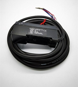 KEYENCE LV-21A ชุดเครื่องขยายสัญญาณเซ็นเซอร์เลเซอร์ดิจิตอล, ชุดหลัก, NPN ของแท้ใหม่ - Product Image 2