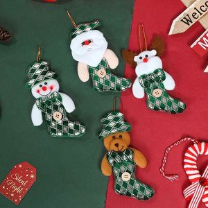 Set de Adornos Navideños - Decoración Colgante de Tela con Santa y Renos, Adornos de Fieltro Hechos a Mano de 8-12 cm para Árbol, Ventana, Repisa - Product Image 3