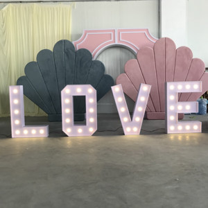 Letras Luminosas XV LOVE 15 para Decoración de Mesa de Boda al Aire Libre, PVC - Product Image 5