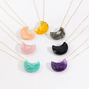 Vintage Natural Stone Crystal Necklace Moon Pendant Necklace For Women Aesthetic Accessories Wholesale Items For Business