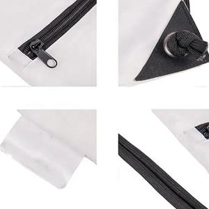 กระเป๋าโพลีเอสเตอร์แบบหูรูดพิมพ์ลายขนาดกลางโลโก้ได้ตามต้องการ - Product Image 3