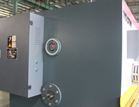 Fonctions de rétraction Machine Ciseaux Tôle de fer Électrique Métal Decoiler Cisaillement
