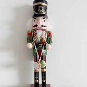 <span class=keywords><strong>Casse</strong></span>-<span class=keywords><strong>noisette</strong></span> classique écologique fait à la main 30cm ornement de Noël en bois avec finition brillante - Product Image 1