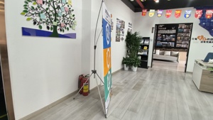 Quảng cáo ngoài trời <span class=keywords><strong>Tripod</strong></span> Spider x Khung đứng đứng biểu ngữ chủ hiển thị đứng - Product Image 6