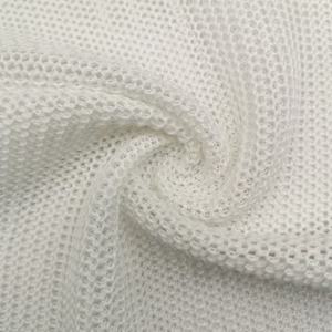 Primavera/Verano Nuevo diseño Blanco 100% Poliéster 230GSM Tejido de ganchillo de <span class=keywords><strong>punto</strong></span> con buena transpirabilidad - Product Image 3