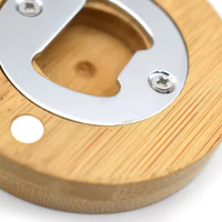 Runder Holz-Flaschenöffner Schlüsselanhänger mit Individueller Gravur Bierflaschenöffner Schlüsselring mit Bedrucktem Design Logo Flaschenöffner