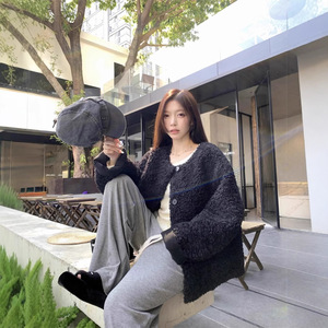 Korean Style Faux Lamb Wool Coat Women Winter Loose Thick Warm Long Sleeve Solid Color Buttons Khaki Black - Product Image 2