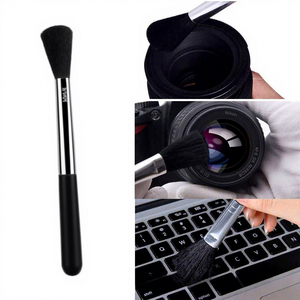 <span class=keywords><strong>Kit</strong></span> de <span class=keywords><strong>nettoyage</strong></span> pour appareils <span class=keywords><strong>photo</strong></span> numériques Fujifilm - Comprend des chiffons et des produits de <span class=keywords><strong>nettoyage</strong></span> pour objectifs sans miroir - Product Image 3