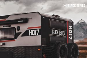 Caravane de voyage confortable tout-terrain avec toit rigide, télévision intégrée, caravane de luxe pour voyages en famille - Product Image 2