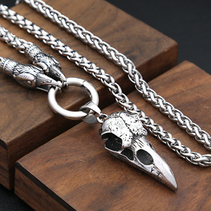 Yunnique Collier Pendentif Crâne de Corbeau en Acier Inoxydable pour Homme, Chaîne de Pull, Design Animal, Bijou Cadeau 60cm 70cm - Product Image 2