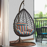 Chaise suspendue moderne pour bébé avec double siège et support, personnalisable pour patio, cour, parc, villa et salon