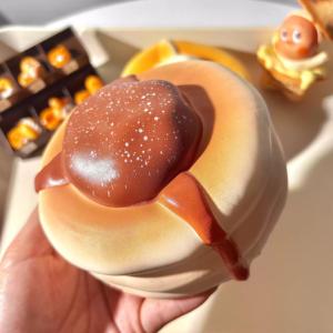 Slow Rebound Chocolate Pine Tower Oreo Beige Simulation <b>Food</b> <b>Squishy</b> Toy Decompression Pinch Musical Plaything - Product Image 2