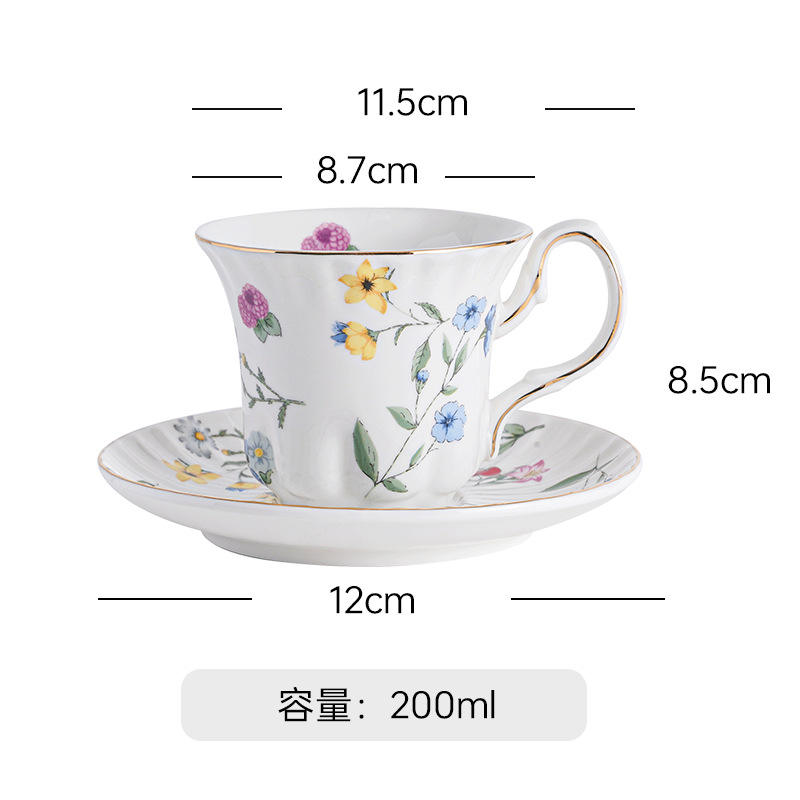 Curved ear floral print cups and plates