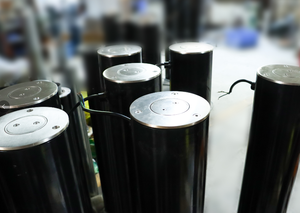 Electric Remote Controlled Lifting Stainless Steel <strong>Cable</strong> Fence <strong>Bollard</strong> Light High-Intensity Prismatic Pedestrian Traffic Barrier - Product Image 4