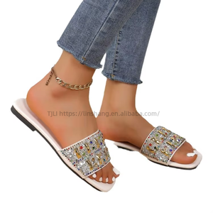 Pantuflas de Diseñador para Mujer, Sandalias de Lujo con Pedrería, Pantuflas Planas Ligeras e Informales para Mujer - Product Image 6