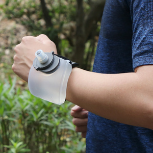 Bouteille d'eau pliable en silicone de haute qualité avec logo personnalisé, 200 ml, portable, anti-fuite, mignonne, pour la gym, le sport, la course à pied - Product Image 2