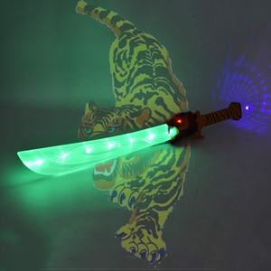 Accesorios de Cosplay, <span class=keywords><strong>arma</strong></span>, Tigre, cuchillo parpadeante, luz Led, espada, juguetes, novedad de <span class=keywords><strong>2022</strong></span> - Product Image 4