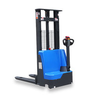 Chariot élévateur électrique haute puissance pour entrepôt, disponible en versions 2M, 3M et 2.5M, avec fonction marche à pied