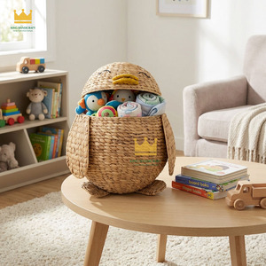 Panier en jacinthe d'eau tissé à la main, ornements décoratifs, jouets de rangement pour la décoration de chambre d'enfant, en provenance du Vietnam - Product Image 4