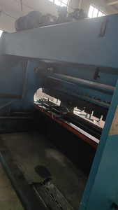 Machine de pliage mécanique automatique en acier inoxydable de 200 tonnes 6000 mm d'occasion pour le traitement des tôles épaisses - Product Image 6