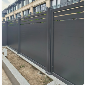 Panneaux de clôture en aluminium à lattes avec <span class=keywords><strong>portail</strong></span> <span class=keywords><strong>coulissant</strong></span> électrique - Clôture de sécurité et d'intimité, design moderne pour l'extérieur - Product Image 5