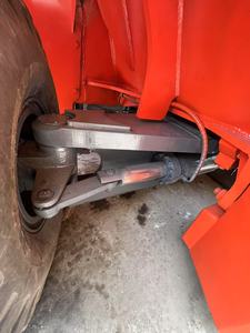 Apilador de contenedores HE-LI RSH4532, máquina apiladora de contenedores de servicio pesado de 45 toneladas para el manejo de contenedores en puertos - Product Image 2