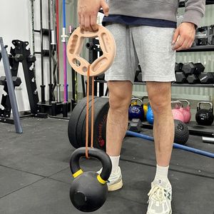 Tabla de agarre redonda de madera con múltiples niveles de resistencia, portátil, para entrenamiento de escalada y agarre de dedos - Product Image 2