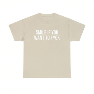 Camiseta de manga corta con cuello redondo unisex con estampado de Smile If You Want To F*ck, ropa promocional para adultos - Product Image 1