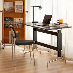 Escritorio de Madera Maciza Negra Estilo <span class=keywords><strong>Bauhaus</strong></span> de Mediados de Siglo |   Mesa Larga Retro con Patas de Acero Inoxidable, Escritorio de Computadora de Oficina Moderno y Minimalista - Product Image 2